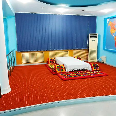 The Top Hostel Tashkent Luaran gambar