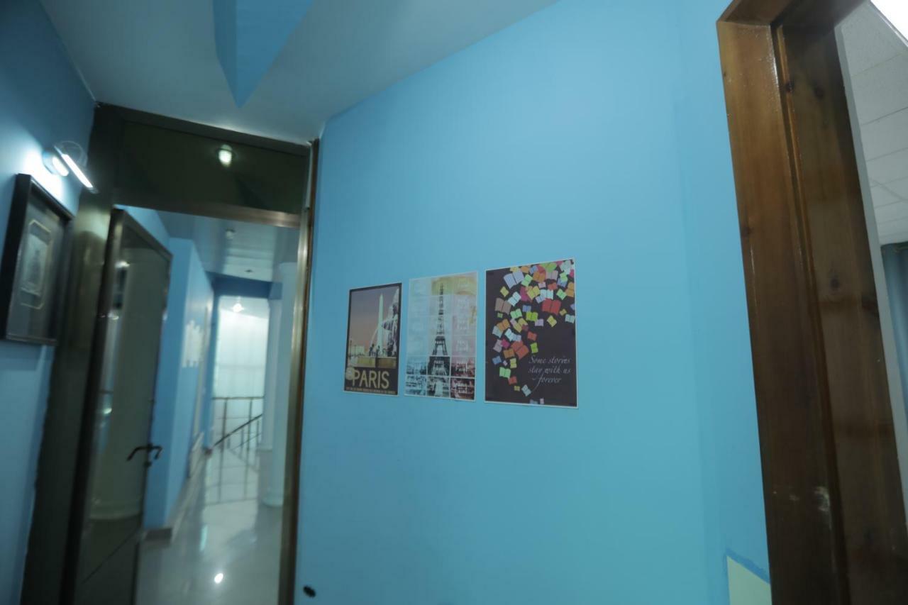 The Top Hostel Tashkent Luaran gambar