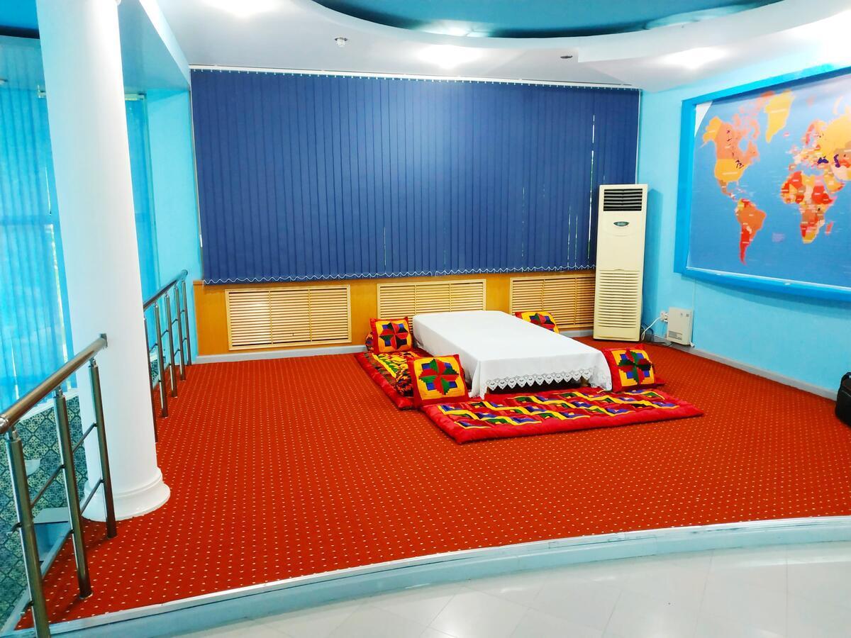 The Top Hostel Tashkent Luaran gambar